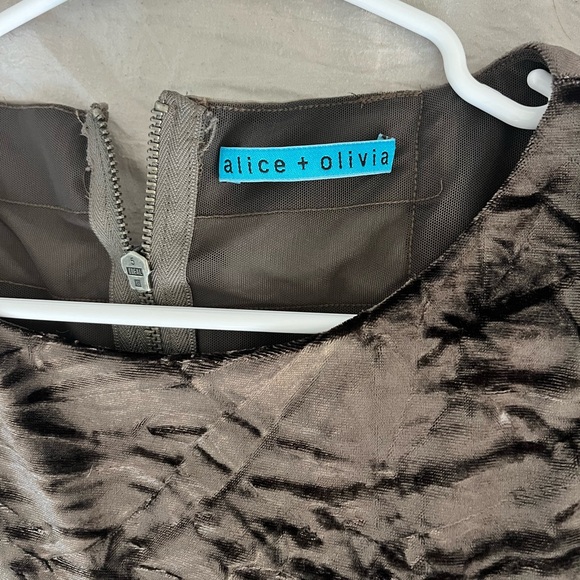 Long sleeve silver velvet Alice + Olivia dress midi - Picture 9 of 9